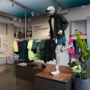 Read more about the article New Balance, Oxford Street